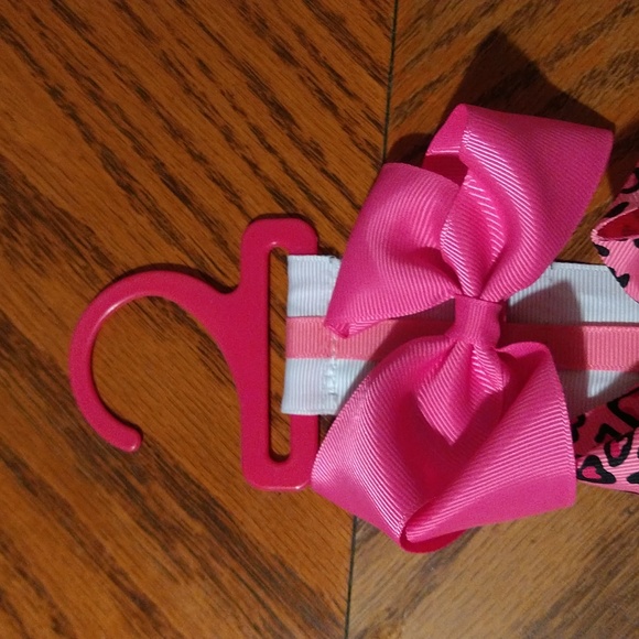 Girls Hair Bows - Picture 6 of 9